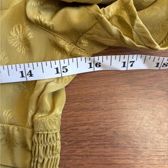 💚 Urban Outfitters Webster Jacquard Flutter Crop Top | Size S 💚 - Picture 8 of 9